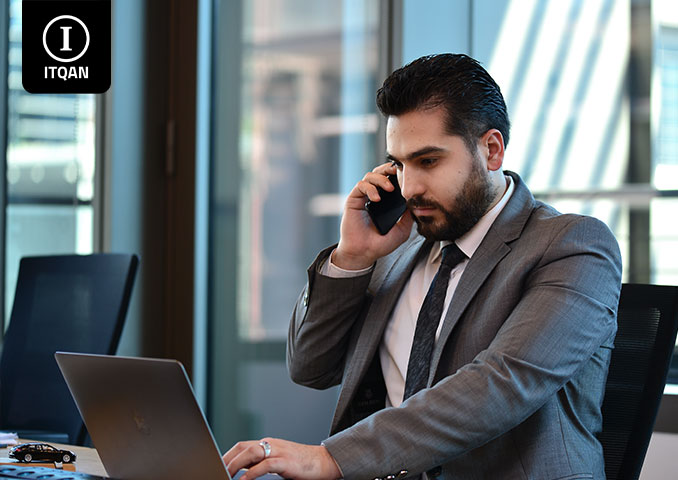 Can the commercial license be renewed before it expires?
